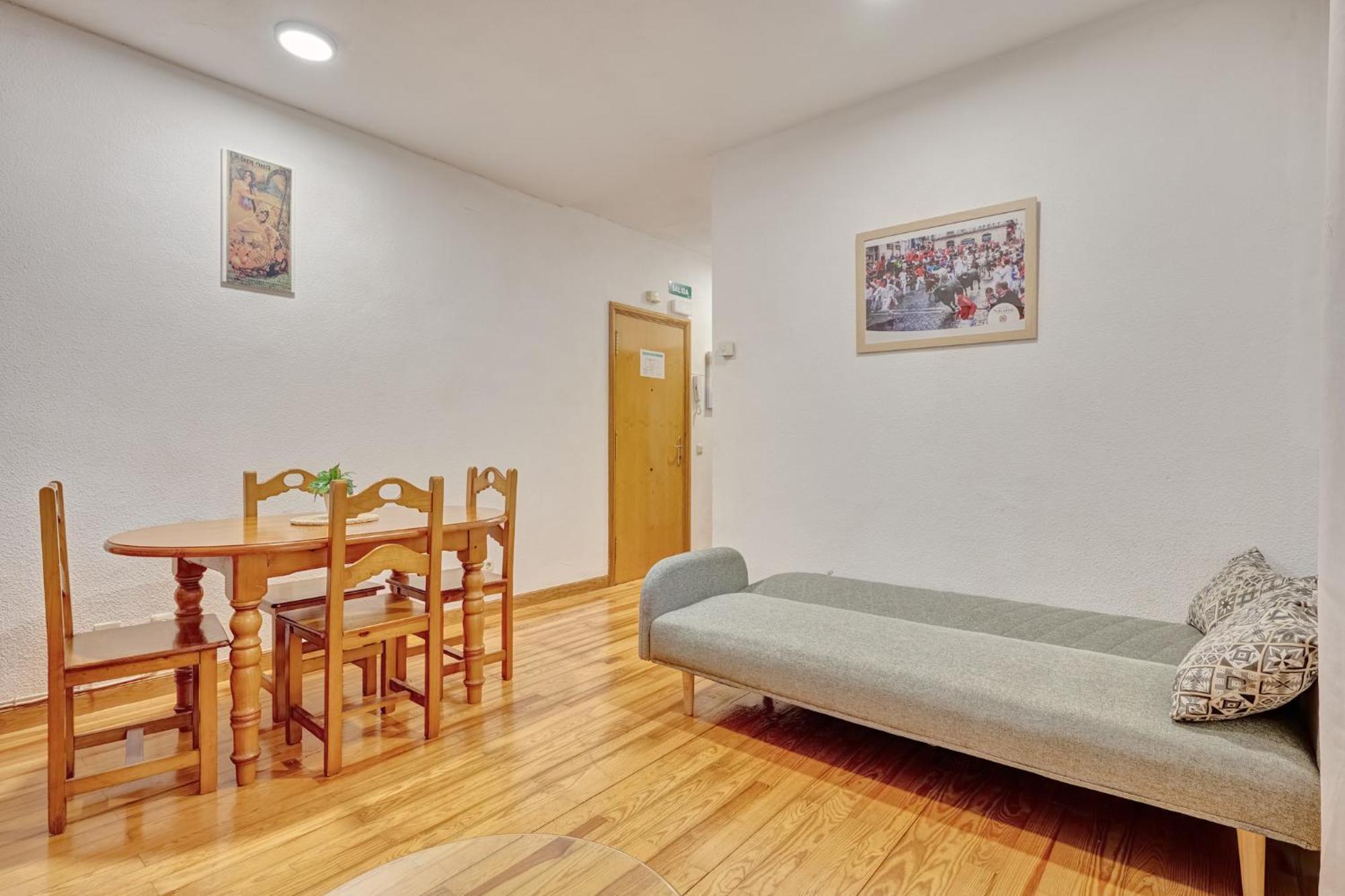 Bajada De Javier Apartment Пампона Екстериор снимка
